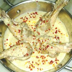 A picture of Creamy Cheese Garlic Chicken.