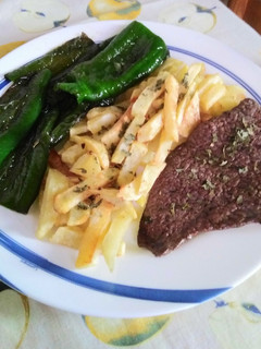 Una foto de Plato completo, quien dijo triste????