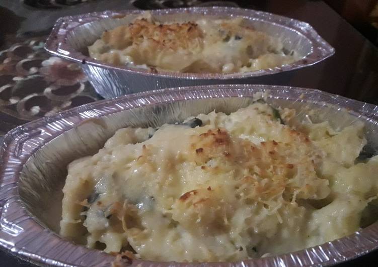 Resep Pasta Cheese Bayam ala Cafe Lailai oleh Erna Tri 