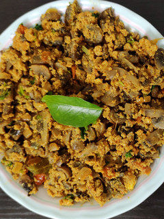 மஷ்ரூம் எக் மசாலா (Mushroom Egg Masala recipe in tamil) செய்முறை முக்கிய புகைப்படம்