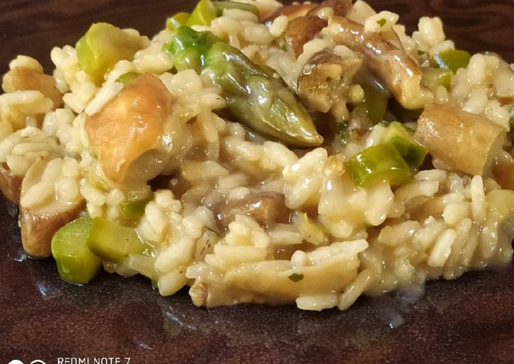 Risotto asparagi e funghi