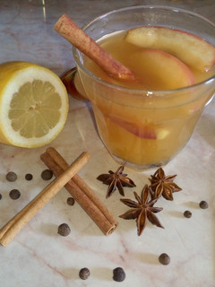 Forró fűszeres cider recept fotója
