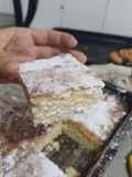 Torta matera con azúcar impalpable