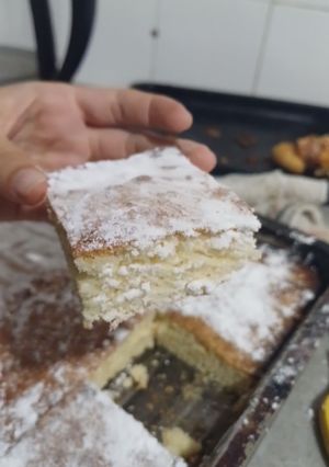 Una foto de Torta matera con azúcar impalpable