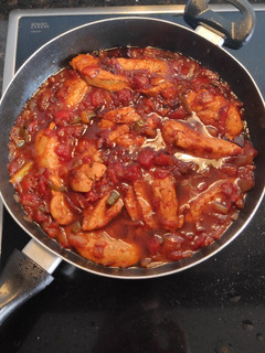 Una foto de Pechugas de pollo al Chilindrón