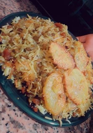 عکسی از دستور عدس پلو با کشمش
