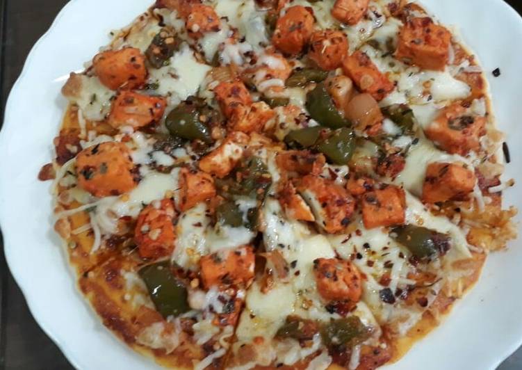 Recipe of Homemade Paneer pizza