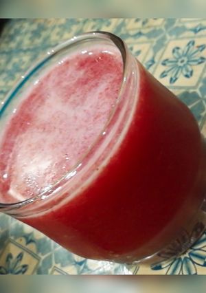 A picture of Strawberry juice.