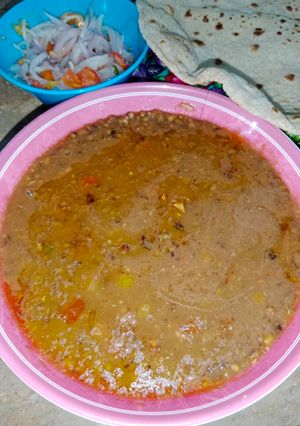 A picture of Sabut Moong daal.