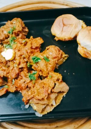 A picture of Street style Egg burfi gravy.