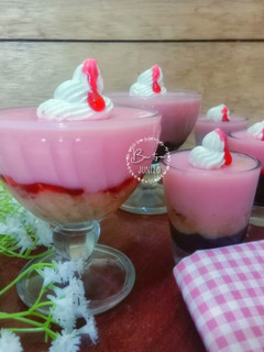 Foto resep Puding Cookies Strawberry