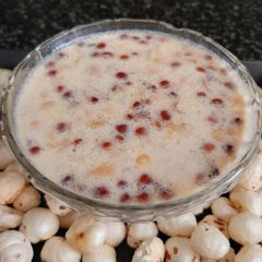 A picture of Makhana kheer.