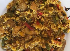 Una foto de Arroz al ras el hanout