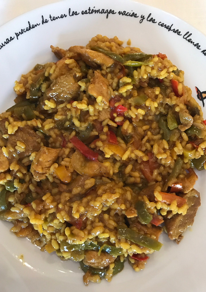 Una foto de Arroz al ras el hanout