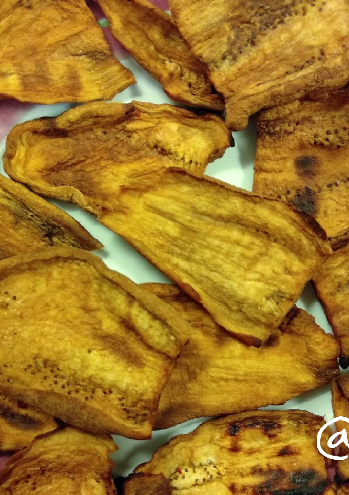 Una foto de 30.🍆"Bacon" ahumado vegano de berenjena