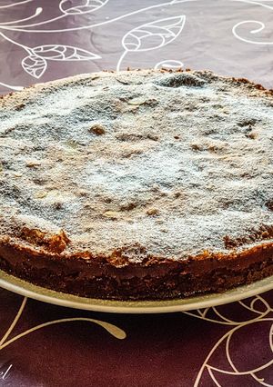 Una foto de Tarta de nocilla y avellanas (sólo 3 ingredientes)