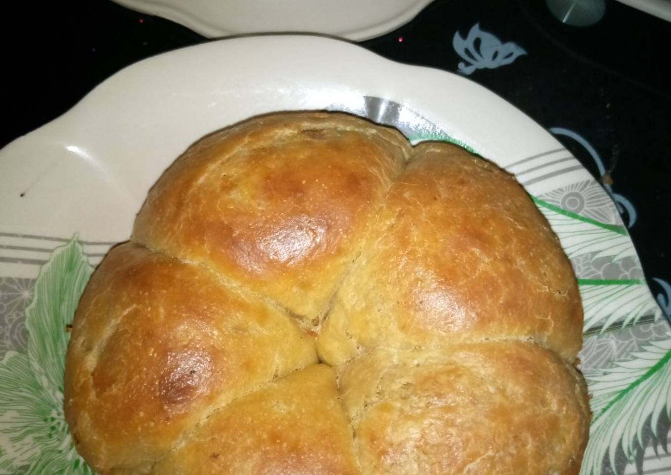 Fish stuffed bread