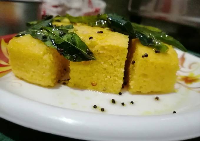 Yummy dhokla