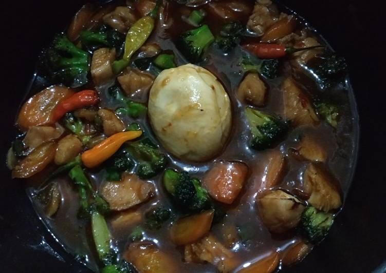 10 Resep: Tumis Brokoli Ayam Saos Szechuan Rumahan Untuk Pemula!