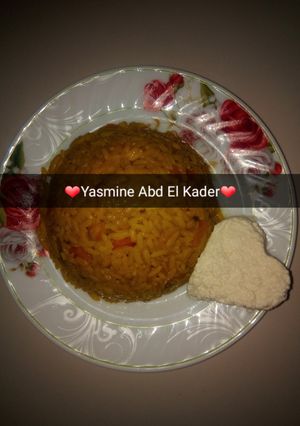صورة لوصفة ارز بالخضار رافقته مع جبن صنع منزلي