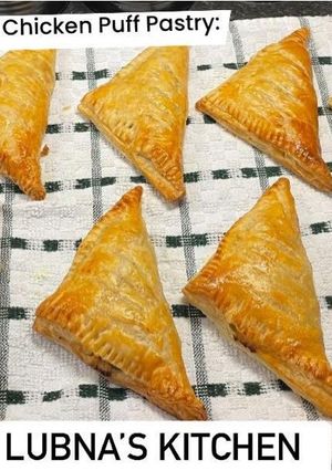 A picture of Chicken Puff Pastry:.