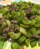 Carne con apio. 100% libre de grasa