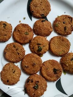 મેથી ના મલ્ટીગ્રેન વડા રેસીપી મુખ્ય ફોટો