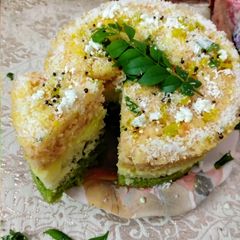 A picture of Suji ka khaman dhokla cake.