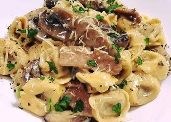 How to Recipe Perfect Veal tortellini with creamy mushroom bacon sauce