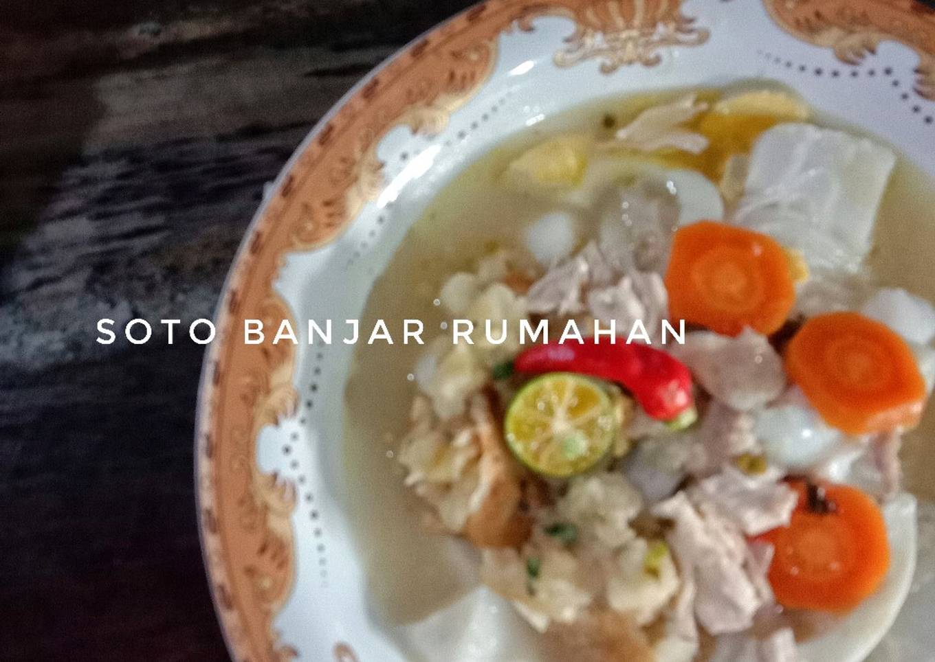 Soto Banjar susu rumahan plus perkedel