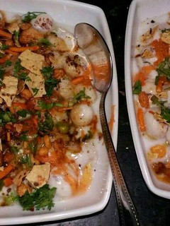 मखाने की चाट (Makhane ki chaat recipe in Hindi) रेसिपी मुख्य फोटो