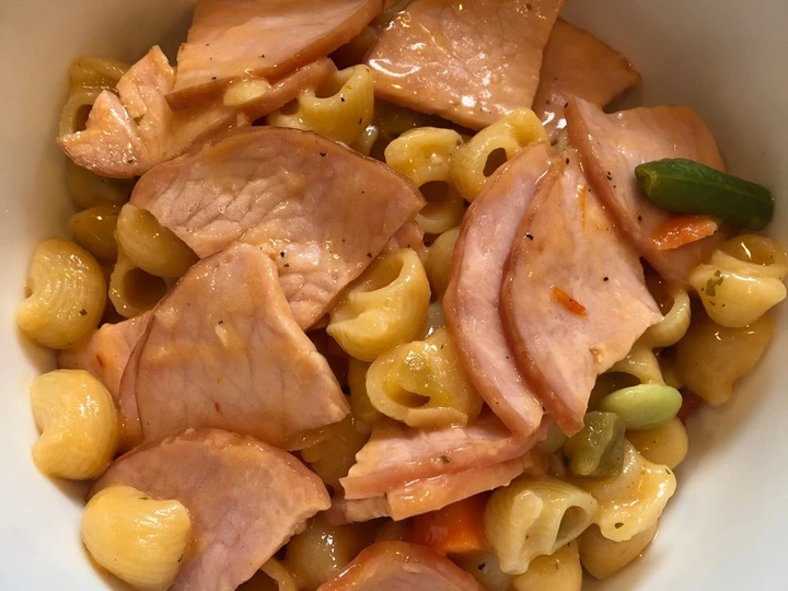 Easy Way Prepare Canadian Bacon and Ranch Pasta the Awesome  Tasty