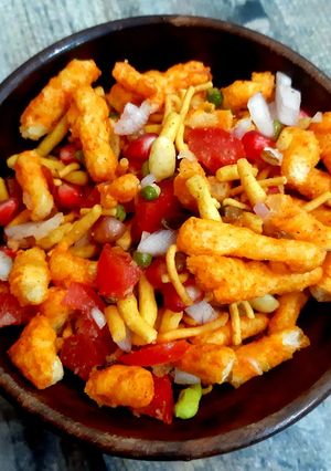 A picture of Kurkure bhel.