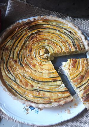 Une photo de Tarte spirale bicolore à la courgette