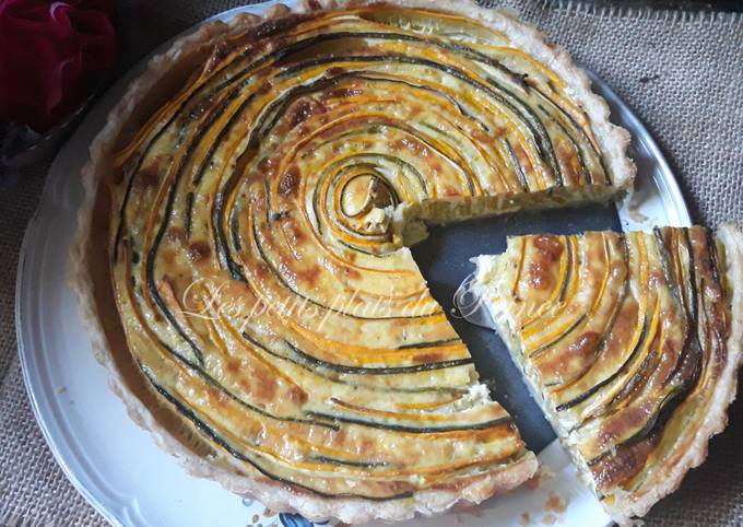 Tarte spirale bicolore à la courgette