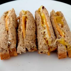 My 2 Cheese & Piccalilli Sandwich 😉🧡 A picture of My 2 Cheese & Piccalilli Sandwich 😉🧡.