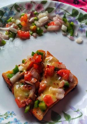 பிரட் பீடஂசா(Street food)(bread pizza recipe in tamil) செய்முறை முக்கிய புகைப்படம்
