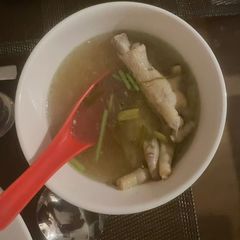 A picture of Thai spicy chicken feet soup. Tom Kai 🌶️ - enjoy :P.