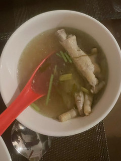 A picture of Thai spicy chicken feet soup. Tom Kai 🌶️.