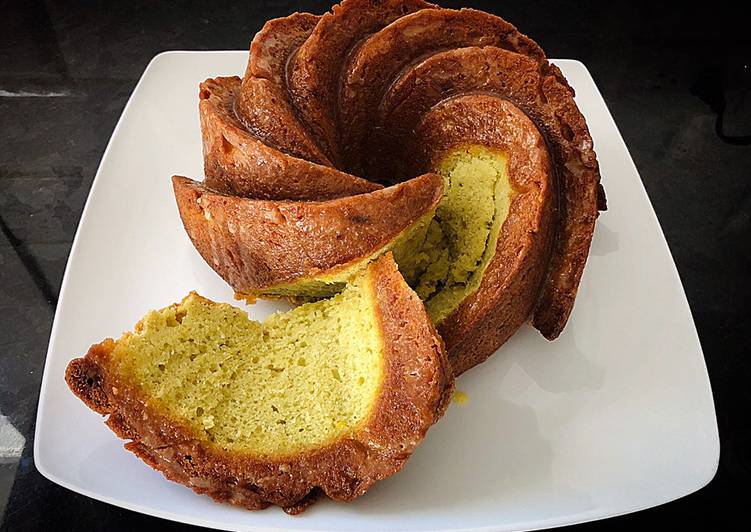 Avocado Cake with Tangerine Lemon Glaze Avocado Cake with Tangerine Lemon Glaze