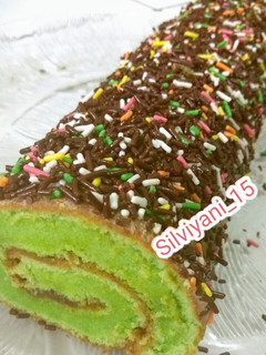 Foto resep Bolu Gulung Pandan Ekonomis