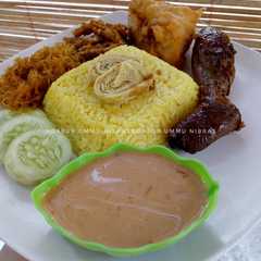 รูปของ Nasi Uduk Ricecooker