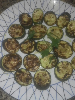 Una foto de Calabacines a la plancha muy fáciles y deliciosos