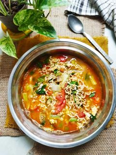 Foto resep Mie Kuah (mie instan rasa Singapure laksa)