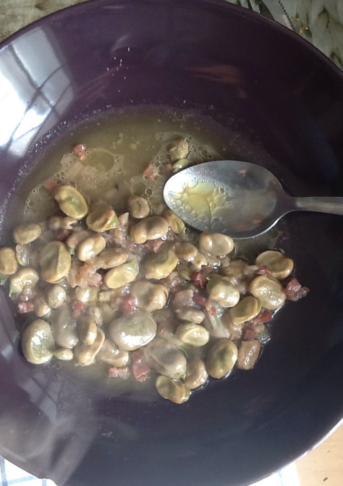 Una foto de Habas con jamón