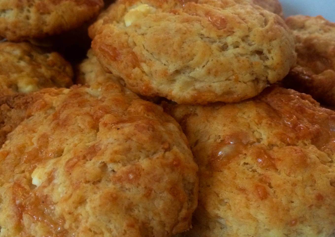 Anna the typewriter's cheese pies (tyropitakia)
