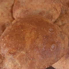 A picture of Carrot  Puri.