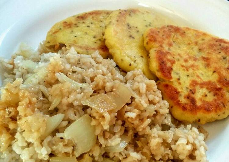 Potato cakes with ginger rice