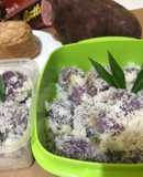 Klepon ubi ungu isi coklat dan gula siwalan