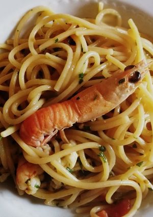 Foto di Vermicelli scampi e code di mazzancolle